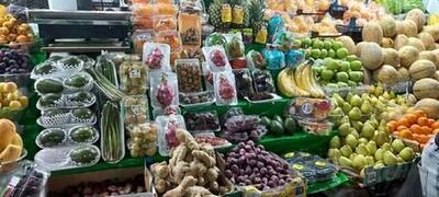(عکس) بازار تجریش و میوه های لاکچری