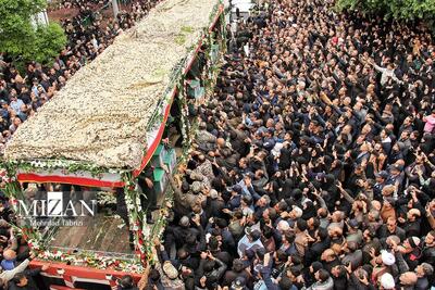 (تصاویر) حاشیه و متن مراسم تشییع در تبریز