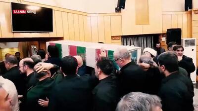 ویدئو | وداع اعضای هیئت دولت و خانواده شهدا با شهیدان خدمت
