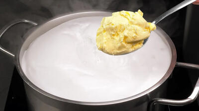 (ویدئو) پنیر نخرید، این پنیر هامبورگی را با کره در 5 دقیقه در خانه درست کنید