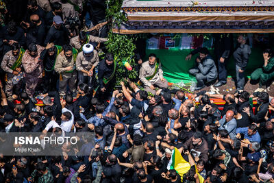 مراسم تشییع پیکر رئیس جمهور و همراهان شهیدش در تهران - ۴