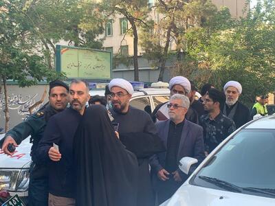 تصاویر | حضور مقامات کشوری و لشکری در تشییع رئیس جمهور شهید و شهدای همراه