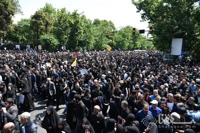گزارش تصویری (2): تشییع پیکر رئیس جمهور و هیات همراه در تهران | خبرگزاری بین المللی شفقنا