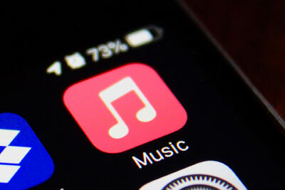 هوش مصنوعی در iOS 18؛ ویژگی کاربردی جدید اپل موزیک لو رفت - زومیت