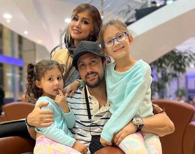 عکس های خانوادگی شاهرخ استخری و همسرش در سفر همشون خوشتیپ و خوشگلن - خبرنامه