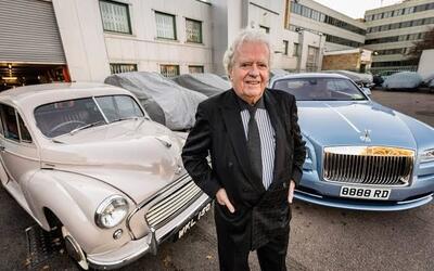 (تصاویر) این مرد، ۴۵۰ خودروی کلاسیک و آنتیک دارد
