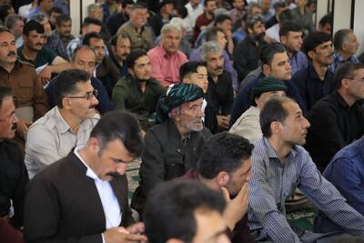 برگزاری مراسم شهدای خدمت در شهر حسین آباد