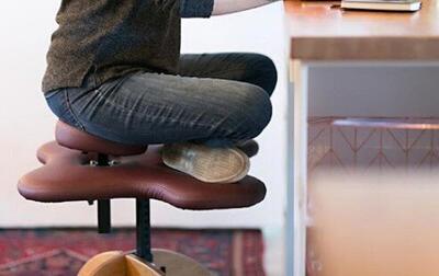 چهارزانو نشستن چه فایده ای برای بدن دارد؟