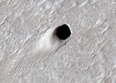 حفرۀ مرموز مریخ به کجا راه دارد؟