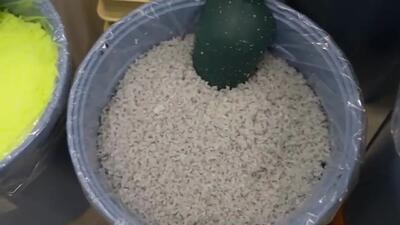 (ویدئو) کارخانه تولید طعمه ماهی در ژاپن؛ فرآیند ساخت کرم ماهی مصنوعی
