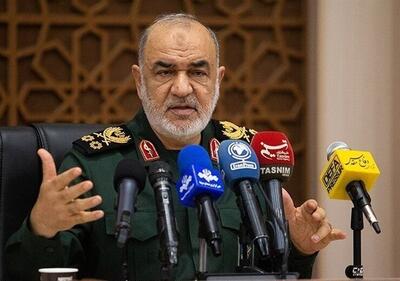 سردار سلامی: فرضیه احتمال جنگ علیه ایران ابطال شد