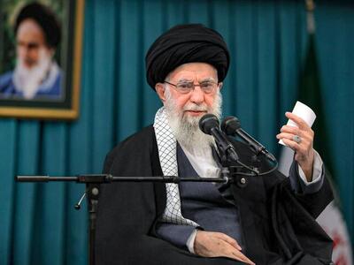 رهبر انقلاب: ملت ایران به یک رئیس‌جمهور فعال، پرکار، آگاه و معتقد به مبانی انقلاب نیار دارد / مردم جمع شوند و با آرای بالا، مسئول بعدی را انتخاب کنند