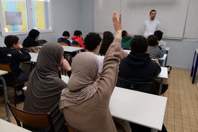 گزارش رویترز: مدارس اسلامی درگیر مبارزه فرانسه با اسلام گرایی شدند | خبرگزاری بین المللی شفقنا