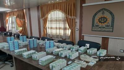 ۳۵ هزار قرص غیرمجاز خارجی از یک منزل در مهاباد کشف شد