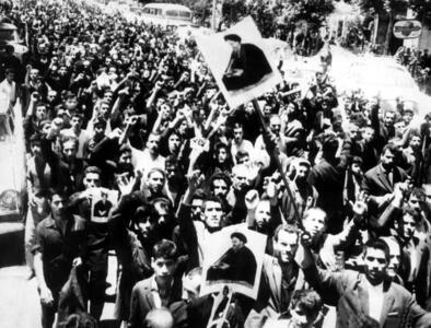 مردم ایران در ۱۵ خرداد علیه چه چیزی قیام کردند؟