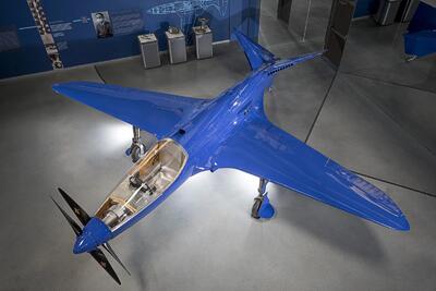 سودای بوگاتی برای ساخت هواپیما: با مدل 100 آشنا شوید | مجله پدال