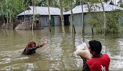 سیل در بنگلادش؛ هزاران نفر در خانه‌هایشان حبس شده‌اند