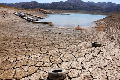 غرق کردن آثار تاریخی کشور برای سدسازی؛ ۳.۵ درصد مساحت کشور گرفتار فرونشست شده/«سدسازی، عامل اصلی خشکیدن دریاچه ارومیه است»