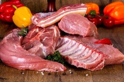 ترفند سرآشپزهای معروف برای از بین بردن بوی گوشت
