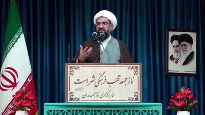 ارتباط مسئولان با مردم شفاف باشد