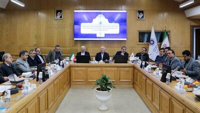 برنامه عراقچی برای تحول دیپلماسی اقتصادی با کمک اتاق‌ بازرگانی | اتاق مشهد مامور پیگیری ایجاد مراکز تجاری در کشورهای پیرامونی شد