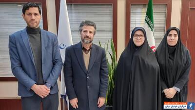 دیدار معاون توسعه ورزش بانوان وزارت ورزش با پسندیده - پارس فوتبال