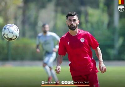 اسدبیگی: با پرسپولیس بازی کردم، اما برای فولاد جنگیدم