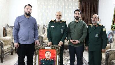 شهید نیلفروشان افتخار سپاه است