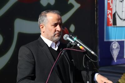 نعمت وحدت، امنیت و ولایت سه دستاورد انقلاب اسلامی است