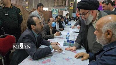 برپایی میز خدمت دادگستری خوزستان در اولین روز از دهه فجر