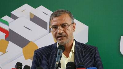 حمایت فولاد هرمزگان برای تامین تجهیزات ورزشی سالن آزادشهر