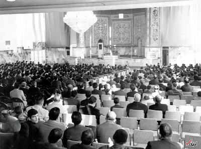 عکس/مرتضی مطهری ۱۰۵ ساله شد