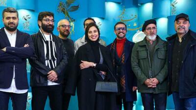 تصویر روز | عکس جنجالی از بازیگران فیلم آنتیک به کارگردانی هادی نائیجی - گلی شی