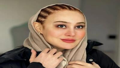تصویر روز | جذابیت بیش از حد  آرام جعفری  برادزاده امیرجعفری در سن 43 سالگی - گلی شی