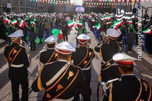عکس/ طنین زنگ چهل و ششمین سال انقلاب در مدارس فارس