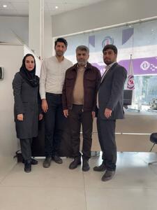 بازدید سرپرست معاونت فروش و بازاریابی بیمه آرمان از شعبه استان قم
