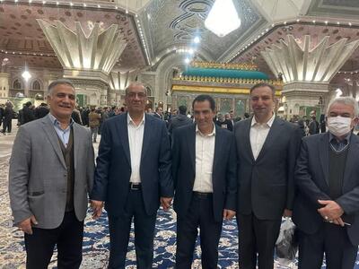 حضور اعضای هیات رئیسه کانون عالی کارگران بازنشسته تامین اجتماعی در تجدید میثاق با آرمان‌های امام راحل+ عکس