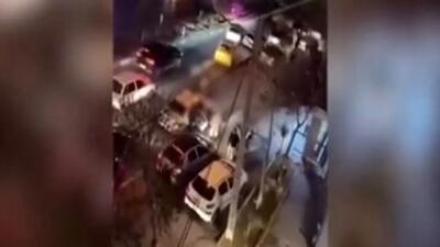 صحبت‌های تلخ همسر زنی که در مشهد روی ماشین پلیس برهنه شد + فیلم