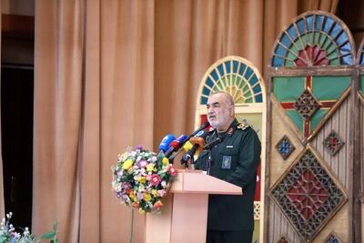 سرلشکر سلامی:  سپاه در متن حوادث بزرگ و خطرناک قوی شده است