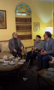 دیدار وزیر علوم با استاد مهدی محقق در جشن تولد ۹۵ سالگی استاد