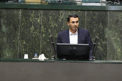 متفکرآزاد: بساط نفرت‌پراکنی در ورزش جمع شود