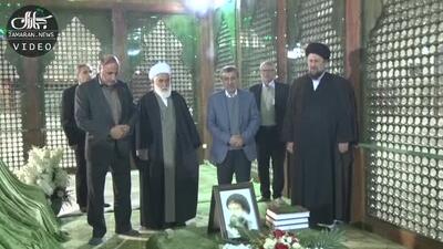 حضور محمود احمدی‌نژاد در حرم مطهر امام خمینی (س)