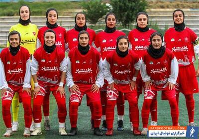 تیم فوتبال زنان پرسپولیس لیگ برتری شد - پارس فوتبال