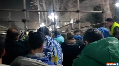 ورود به ورزشگاه بدون بلیط، با توکل بر خدا - پارس فوتبال