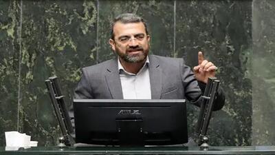 استیضاح وزیر اقتصاد نزدیک است/ طلای فضایی می‌فروشند درحالیکه فروش خالی است!
