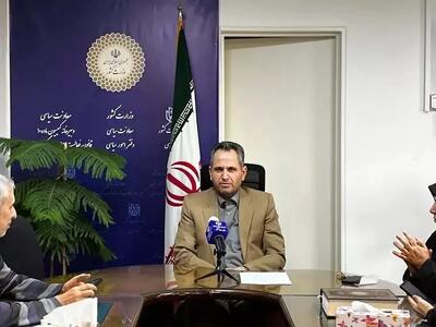 باید در ساختار تصمیم‌گیری از وجود احزاب استفاده کنیم