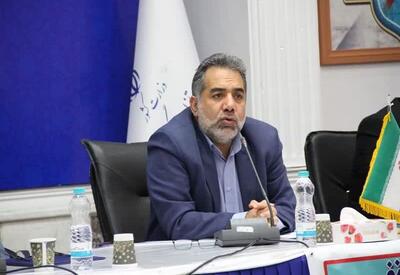مسئولان و مدیران اجرایی در زمان بحران در میدان  باشند