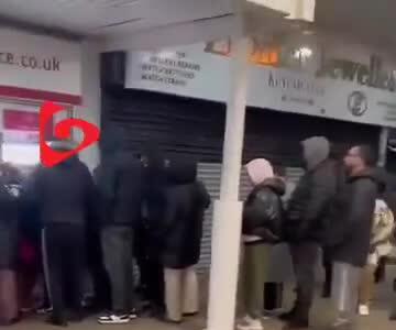 هک شدن عابر بانک بارکلیز در تاتنهام انگلیس
