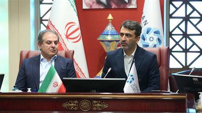 امضای تفاهم‌نامه مرکز داوری اتاق ایران با اتاق اصفهان | تأکید دبیر کل مرکز داوری اتاق ایران بر توانمندسازی دفاتر استان‌ها