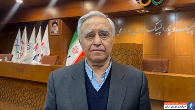 علی عظیمی: از کودکی کنار بردارم در فوتبال بودم - پارس فوتبال